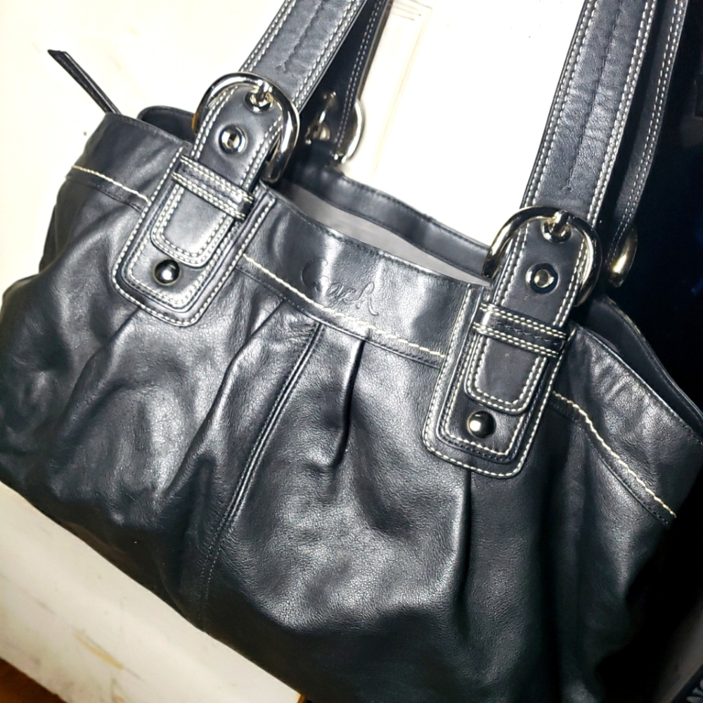 COACH Shoulder Bag
